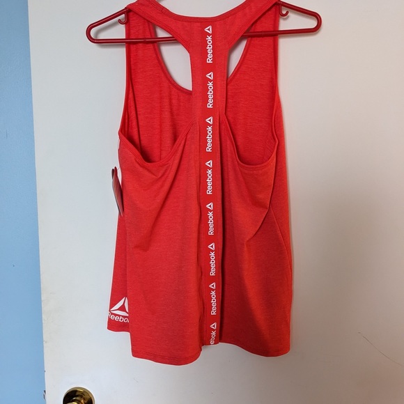 Reebok red muscle tees size XL - Picture 2 of 2